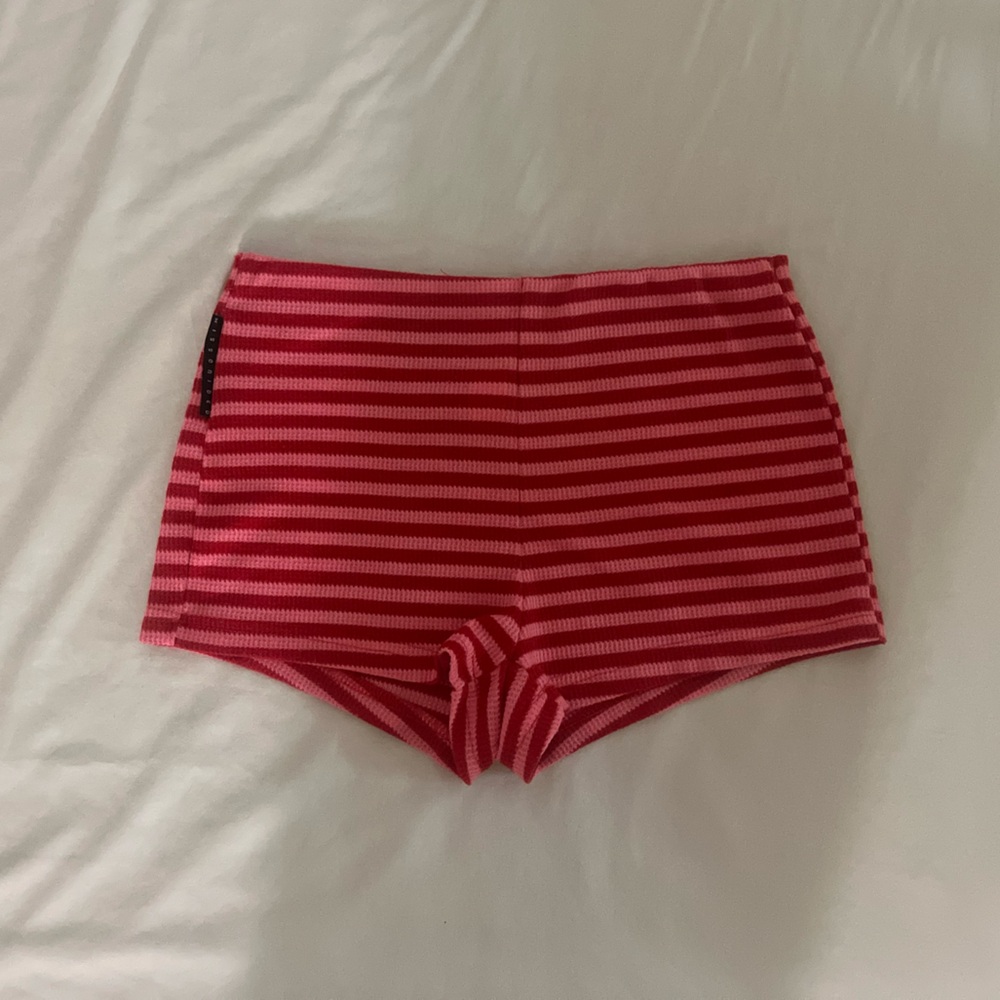 !SOLD! MISSGUIDED Striped Ribbed Knicker Shorts XS Color Red